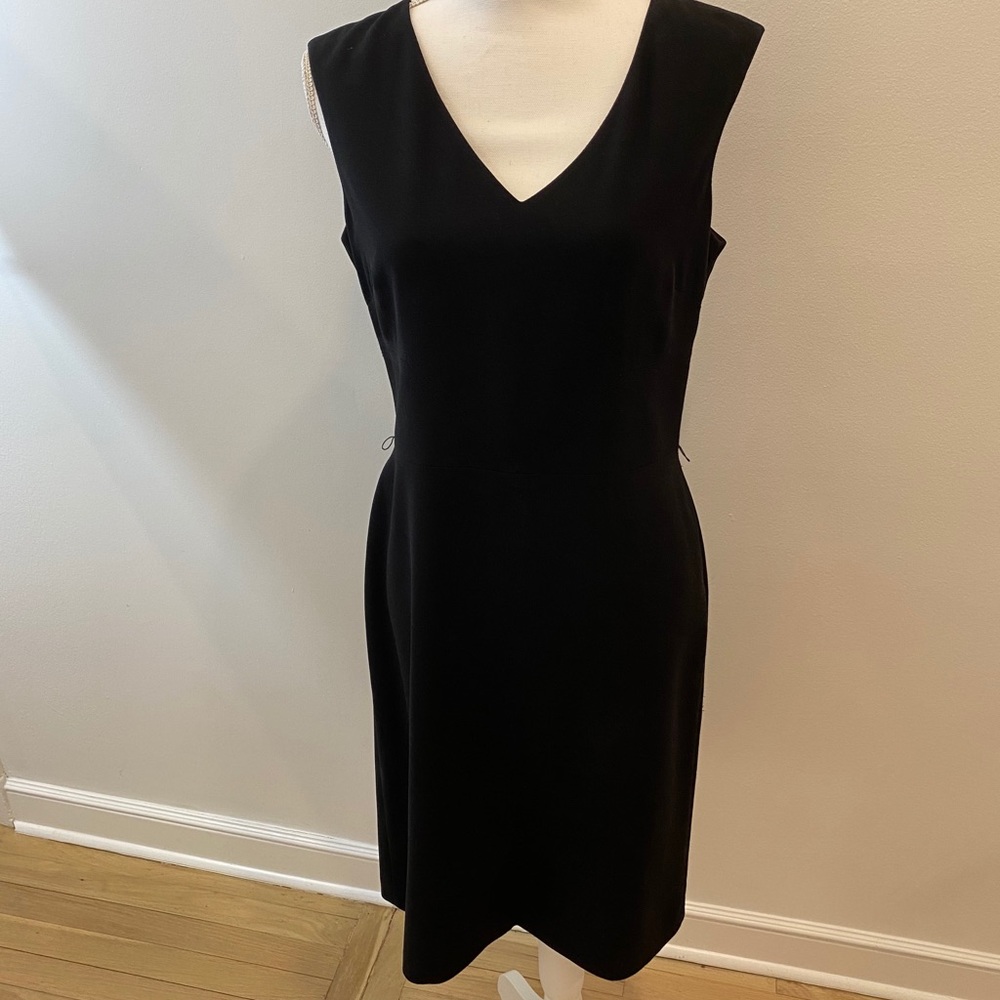 Black Ann Taylor fully lined shift dress w/belt